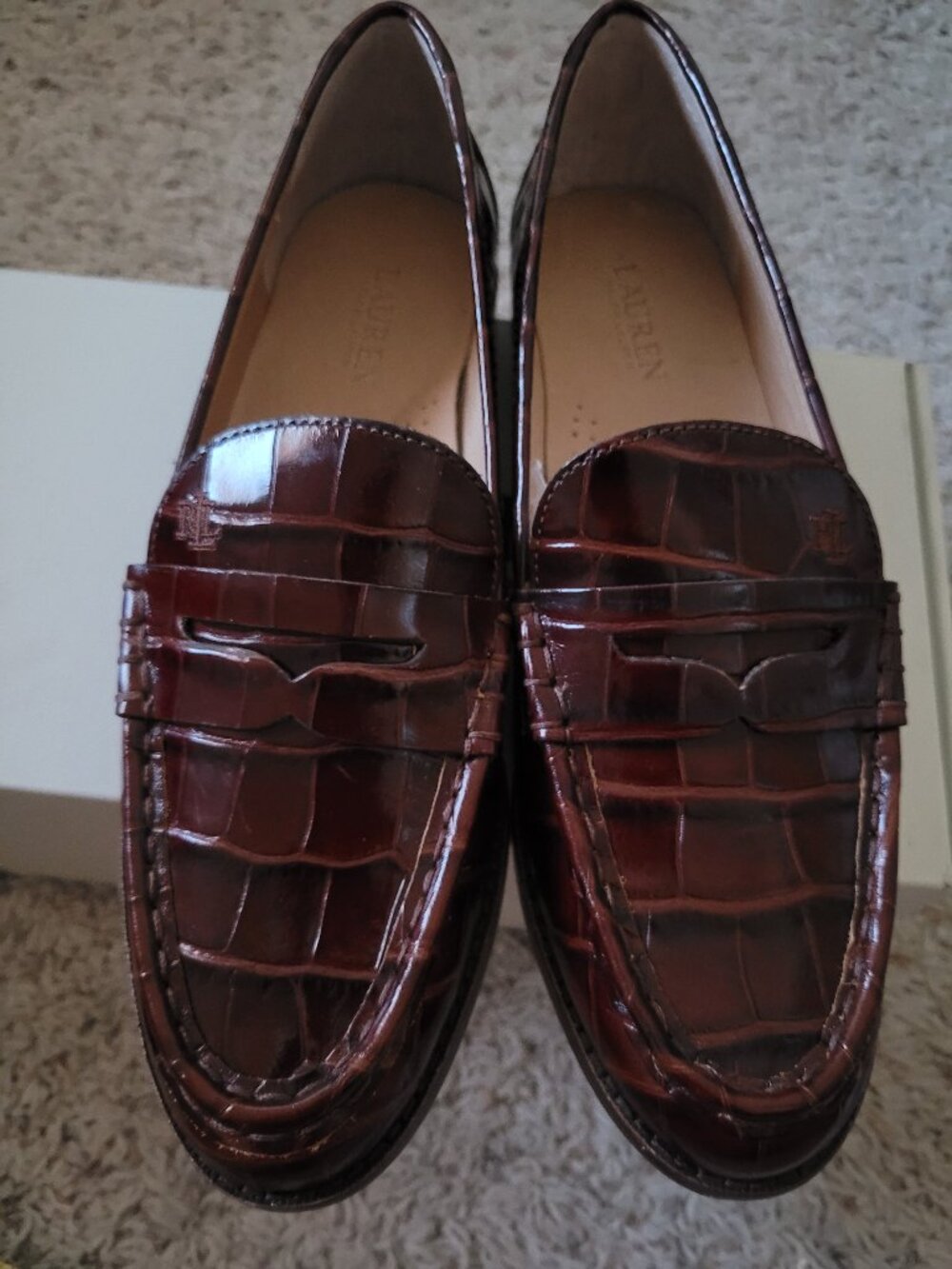NIB Lauren Ralph Lauren Wynnie Faux Croocidle Embossed Loafers - 8.5